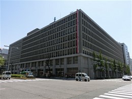 三菱東京UFJ銀行名古屋ビル（旧東海銀行本店）3