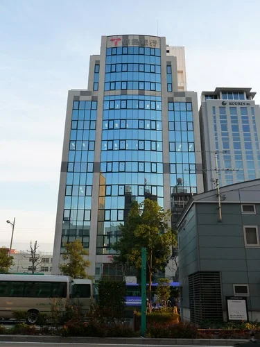 徳銀相産ビル（徳島銀行大阪支店）