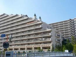 リバーガーデン森の城