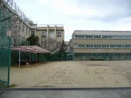 大阪市立済美小学校跡地