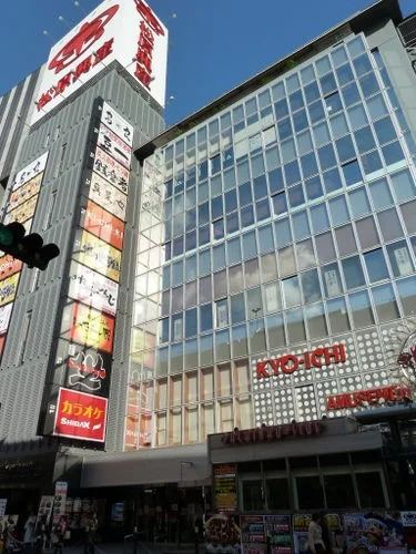 イースクエア茶屋町（旧・百又ビル）