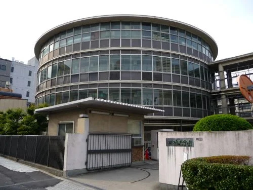 清風高校・清風中学校