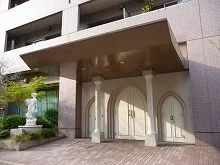 ローレルコート上本町2