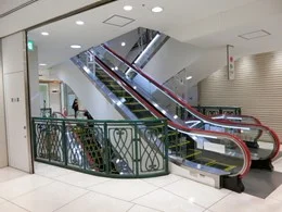 きんえいアポロビル