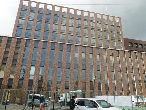 大阪経済大学 新事務・研究棟（J館） 