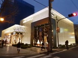 ルイ・ヴィトン御堂筋会場