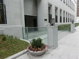 日本生命本店東館