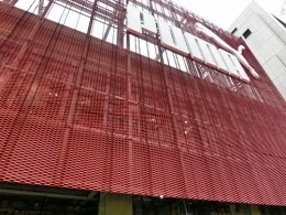 プーマストア大阪