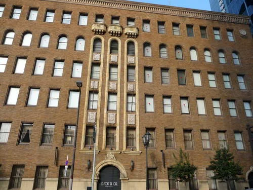 ルポンドシエルビル（旧大林組本店）