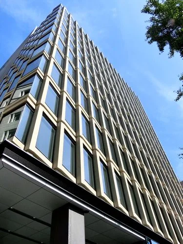 淀屋橋東京海上日動ビルディング