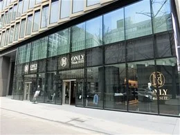 淀屋橋東京海上日動ビルディング8