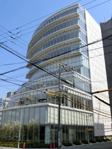 チュチュアンナグループ本社ビル