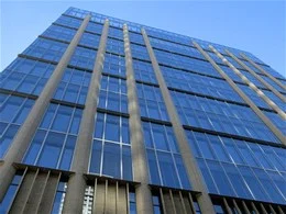 田辺三菱製薬 本社ビル