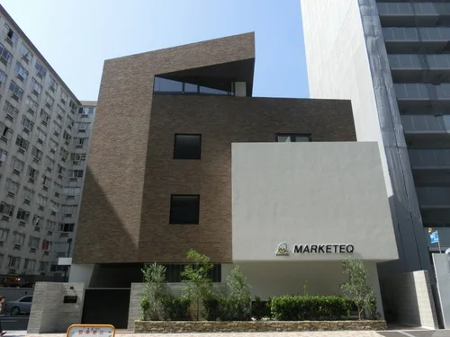 マーケテック本社ビル