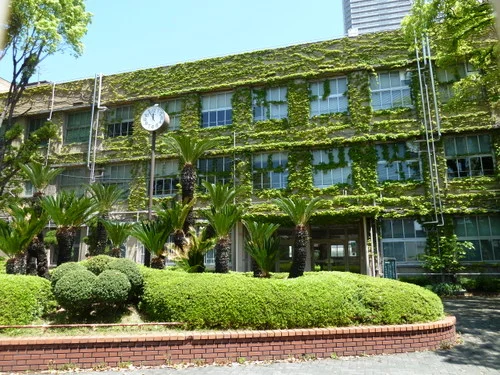 大阪市立市岡商業高等学校 跡地