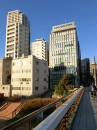 フジオフードシステム本社ビル