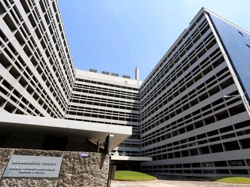 旧・塩野義製薬 中央研究所本館