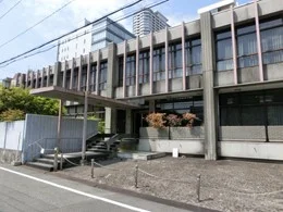 大阪府議会会館