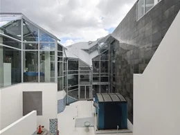 ピースおおさか（大阪国際平和センター）