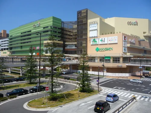 ＣＯＣＯＥ（ココエ）