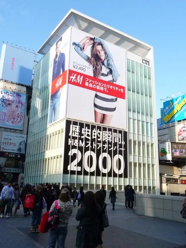 Luz（ラズ）心斎橋