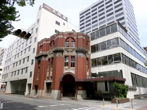 大阪屋 旧本社ビル（旧新町演舞場）