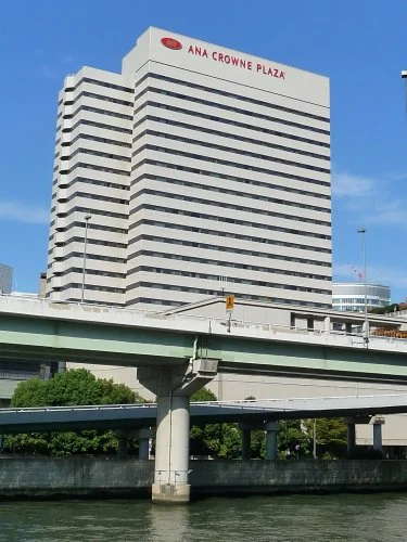 堂島ダイビル（ANAクラウンプラザホテル大阪）
