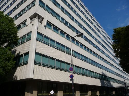 旧・新ダイビル（解体）