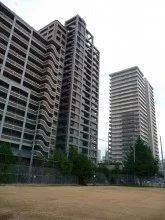 ユニハイム与力町公園