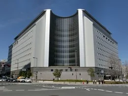 大阪府警察本部庁舎