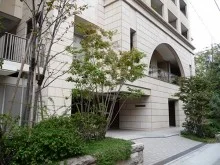 グランドメゾン大手前タワー