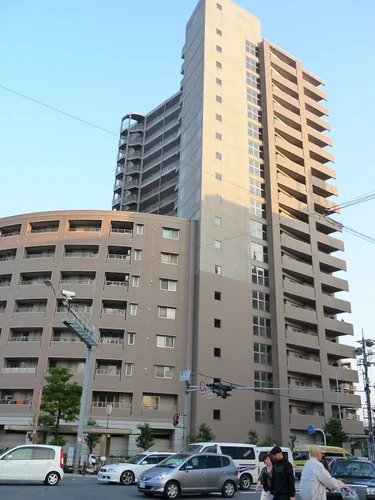 D’クラディア鶴見アクロスタワー