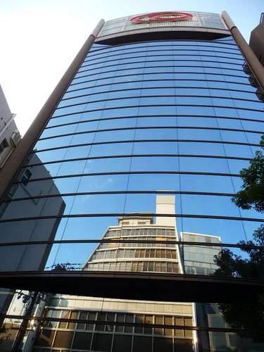 エース大阪本店