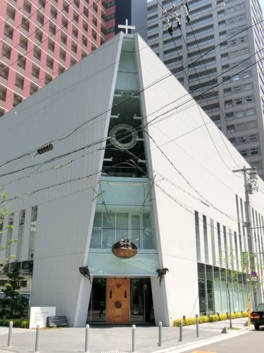 サクラ ファミリア（カトリック大阪梅田教会）大聖堂