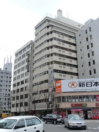 ニュープラザビル