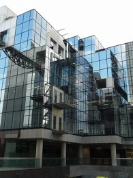 梅田スカイビル ガーデンファイブ