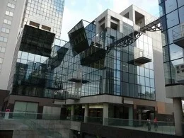 梅田スカイビル ガーデンファイブ