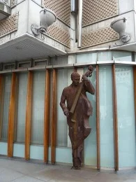 BSビルディング