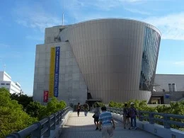 サントリーミュージアム[天保山]4