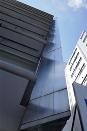 アメリカーナビル5