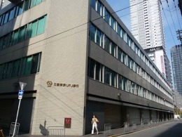 旧・三菱東京UFJ銀行大阪ビル別館4