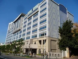 東京都教職員研修センター・都立工芸高校