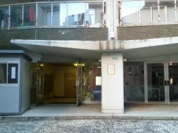 サードリハイツ本館