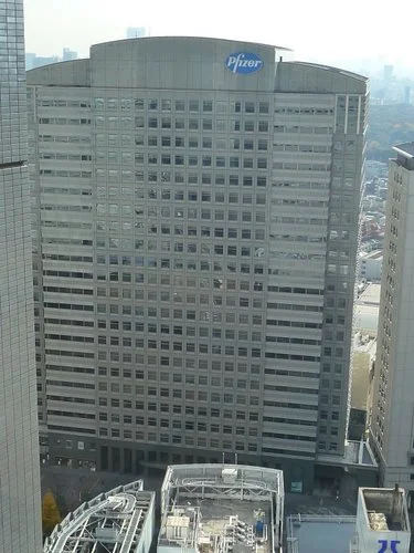 新宿文化クイントビル