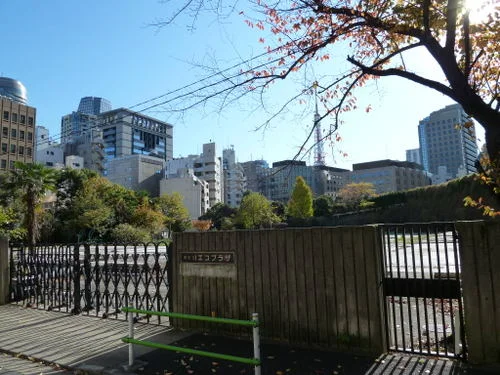 港区立エコプラザ跡地（旧・鞆絵小学校）