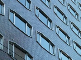 平和相互銀行本店ビル（三井住友銀行西新橋ビル）