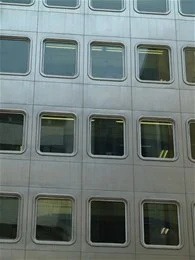 クリスタルビル（旧・伊東屋銀座本店・本館）2