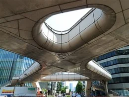 日土地銀座ビル2