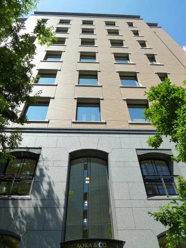 片岡物産本社ビル