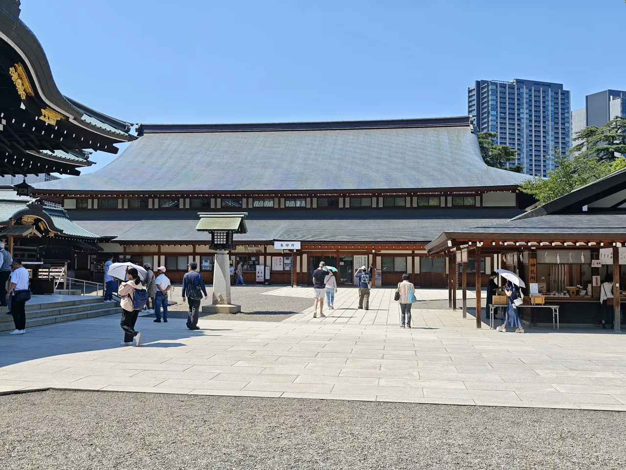 靖国神社 参集殿